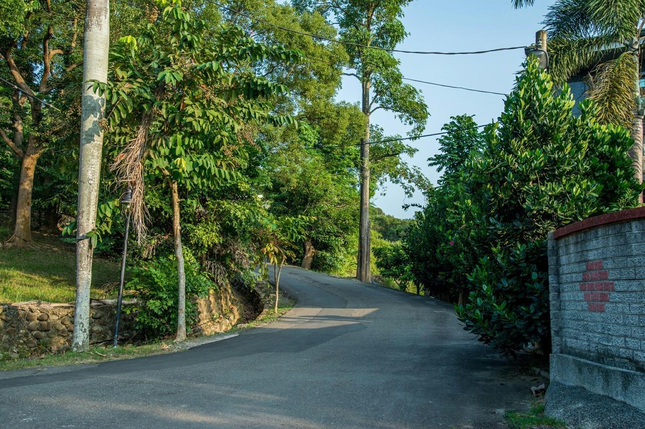 Mountain Homestay 6-8人包棟民宿 Xinhua Dış mekan fotoğraf
